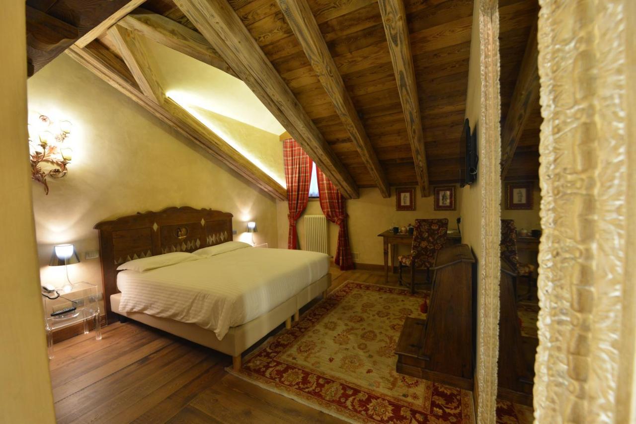 Chambre Double ou Lits Jumeaux Deluxe Supérieure