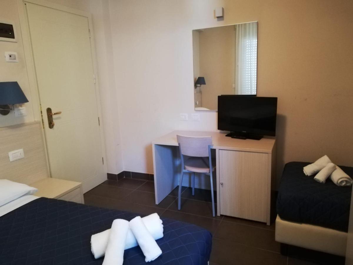 Triple Room,1005951748:JPEG