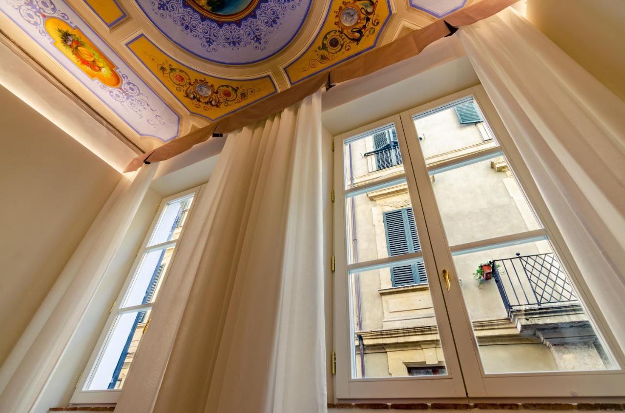 Superior Triple Room Street View