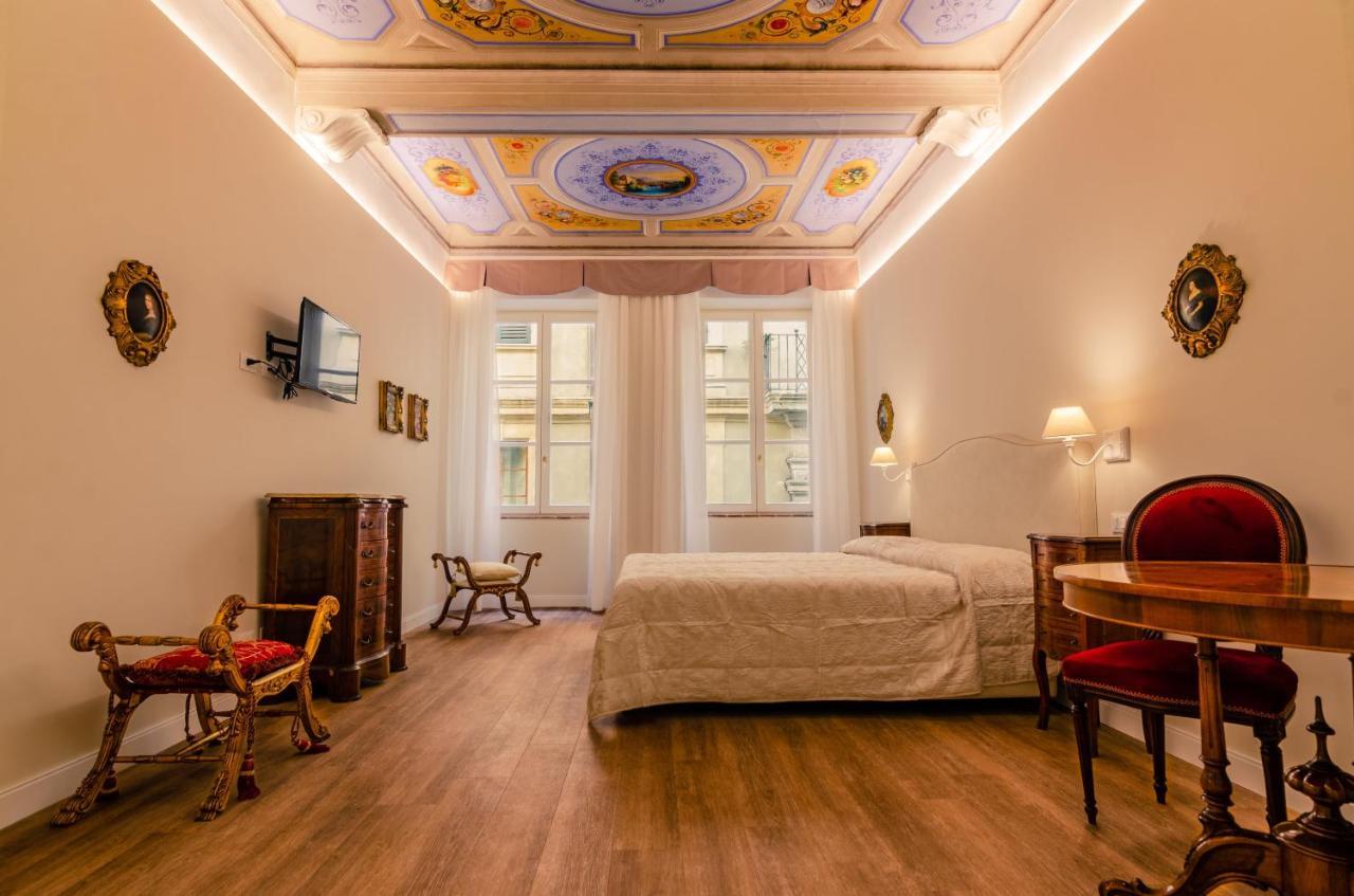 Superior Triple Room Street View
