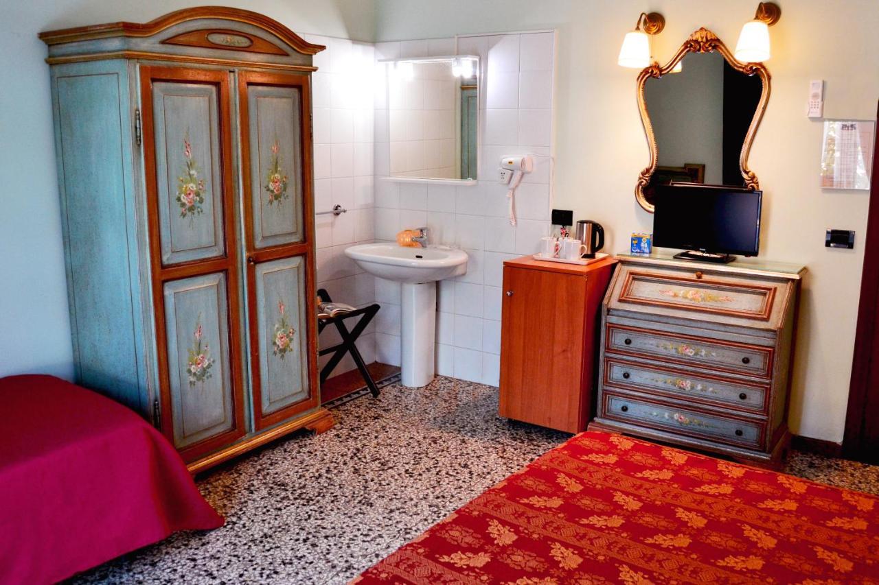 Standard Doppelzimmer mit Gemeinschaftsbad