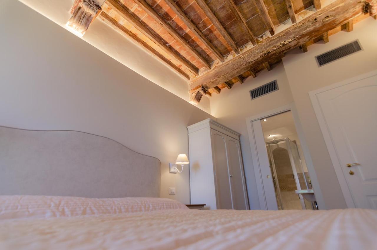 Deluxe Double or Twin Room Garden View