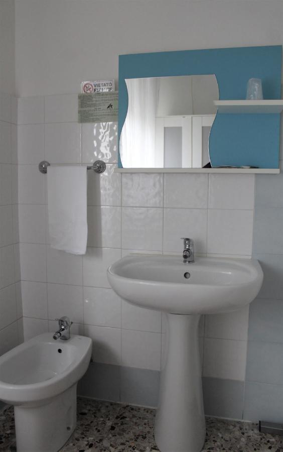 Eenpersoonskamer met Gedeelde Badkamer
