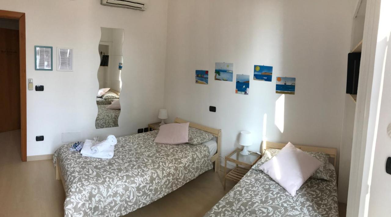 Twin Room with Private Bathroom