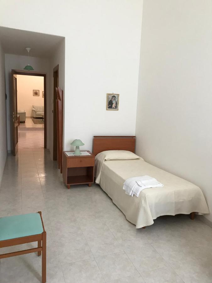 Chambre Simple avec Salle de Bains Privative
