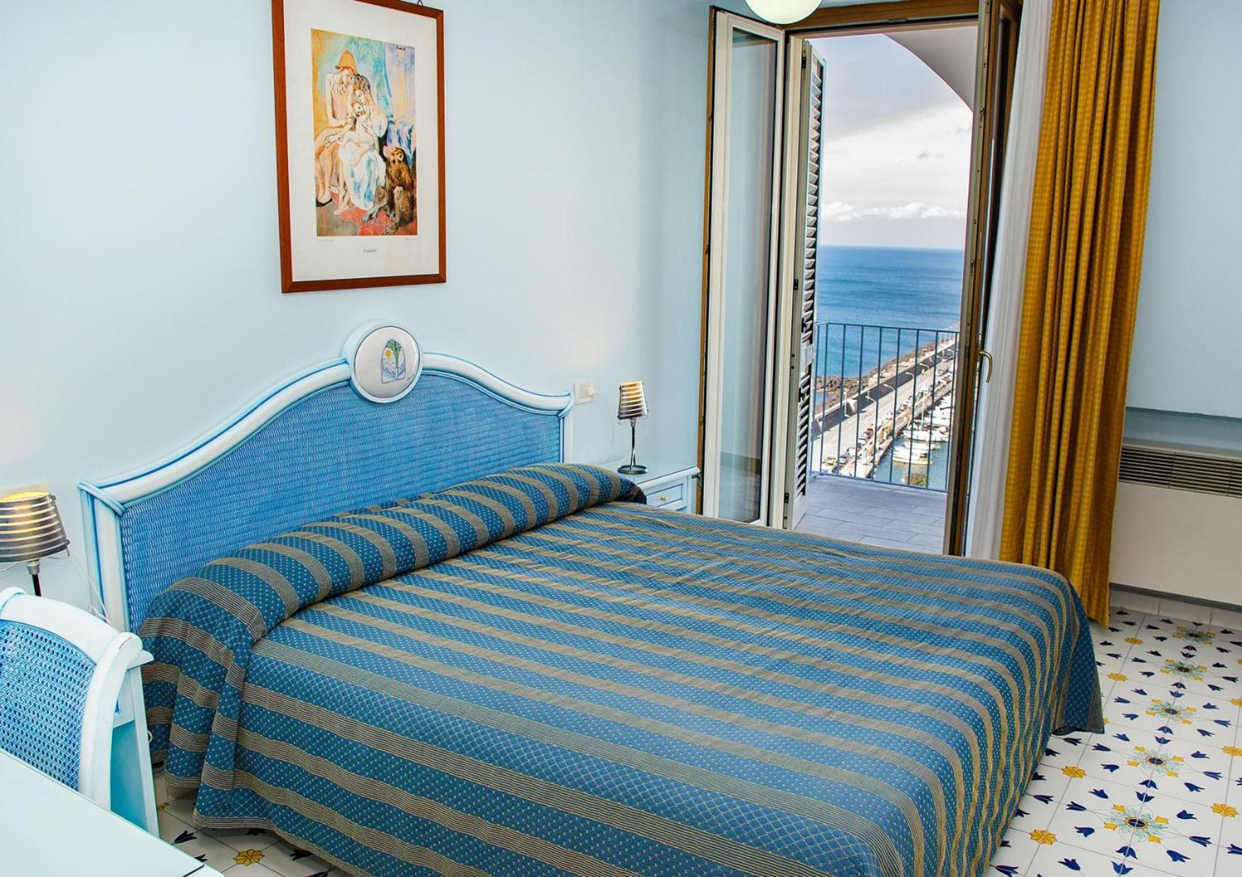 Standard Doppelzimmer mit Meerblick