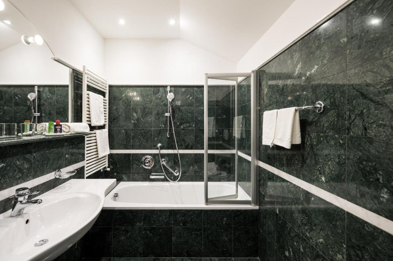 Junior Suite,1055159680:JPEG