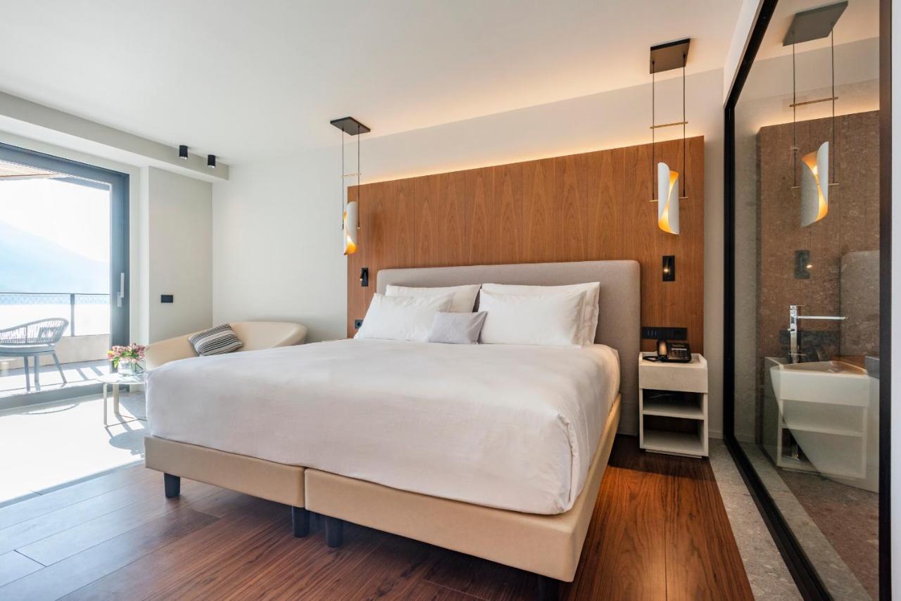 Junior Suite with Lake View,1037319187:JPEG