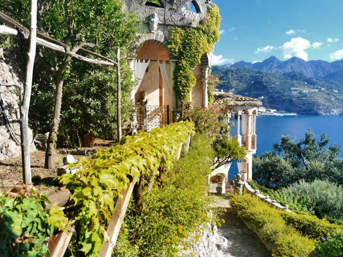 Deluxe Doppelzimmer mit Balkon und Meerblick