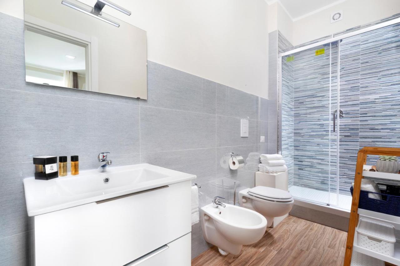 Queen Room with Spa Bath,1054185556:JPEG