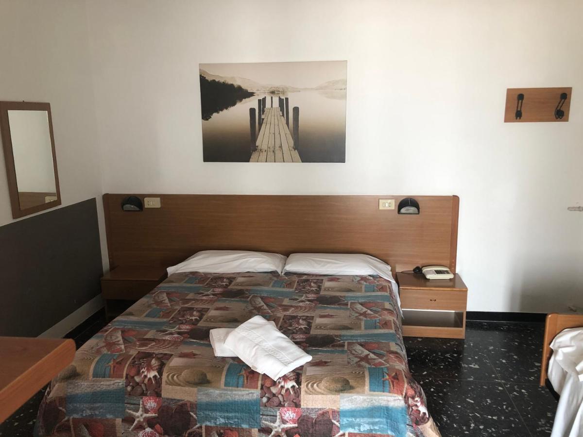 Chambre Triple avec Terrasse