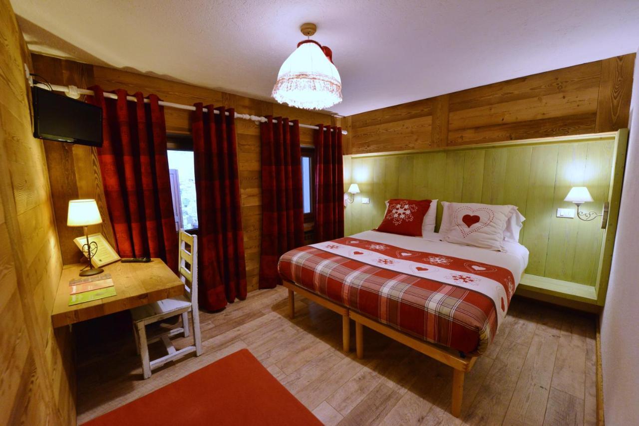 Chambre Double ou Lits Jumeaux