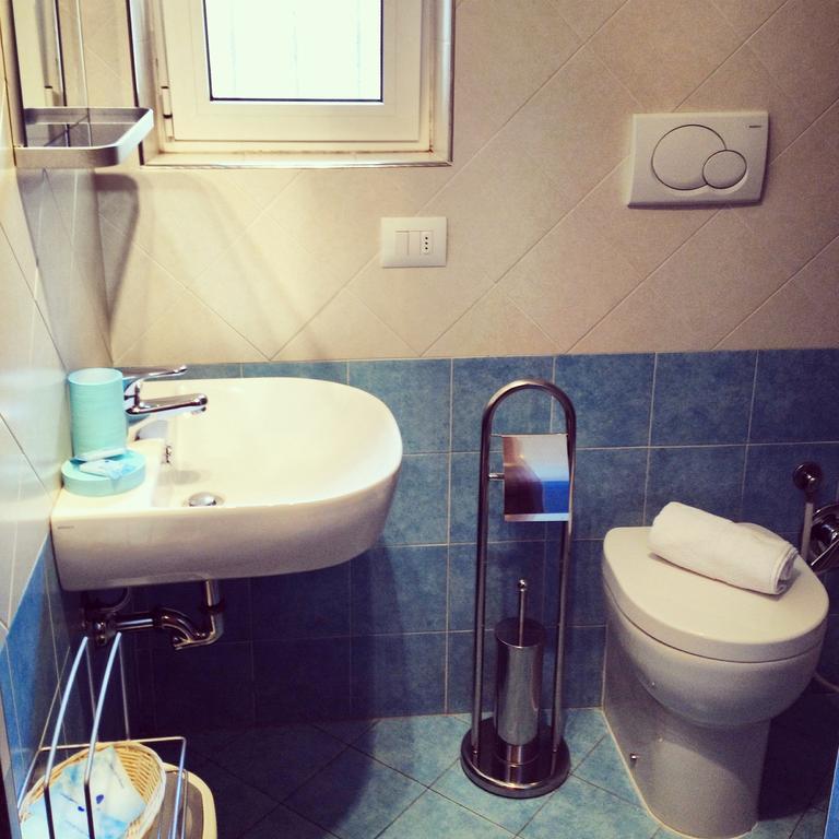 Eenpersoonskamer met Eigen Badkamer