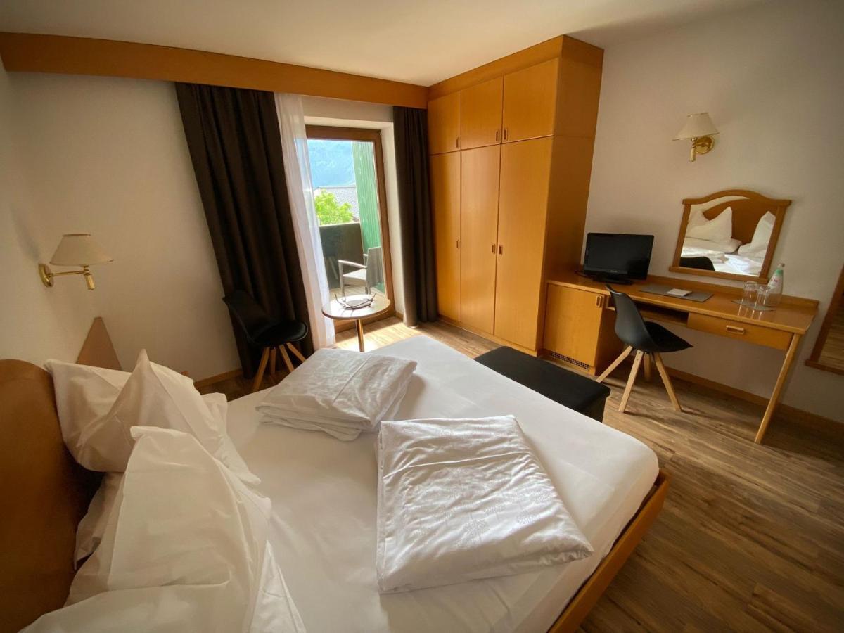Double Room,1117917567:JPEG