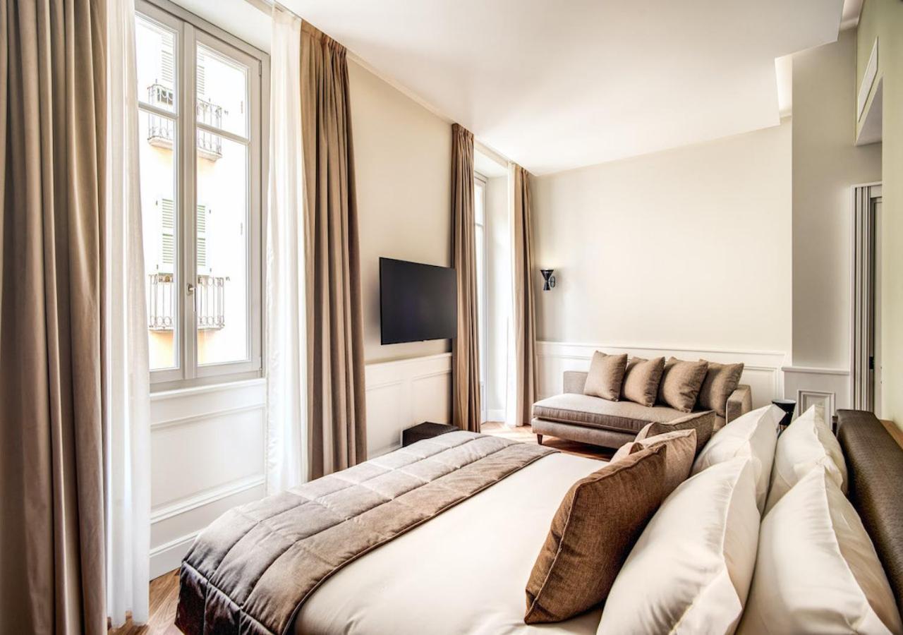 Junior Suite with Balcony