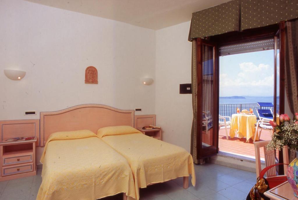 Chambre Triple avec Balcon