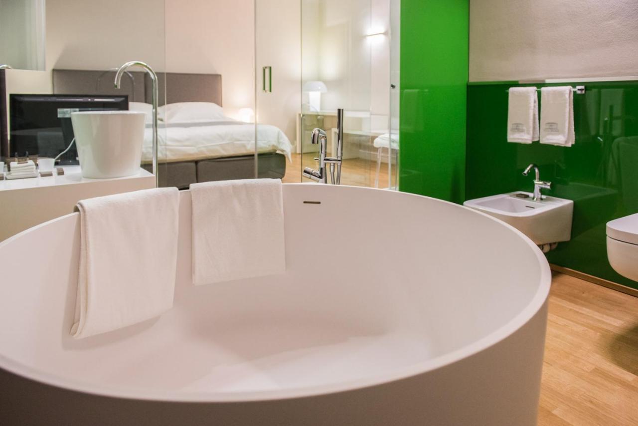 Double Room,1139639065:JPEG