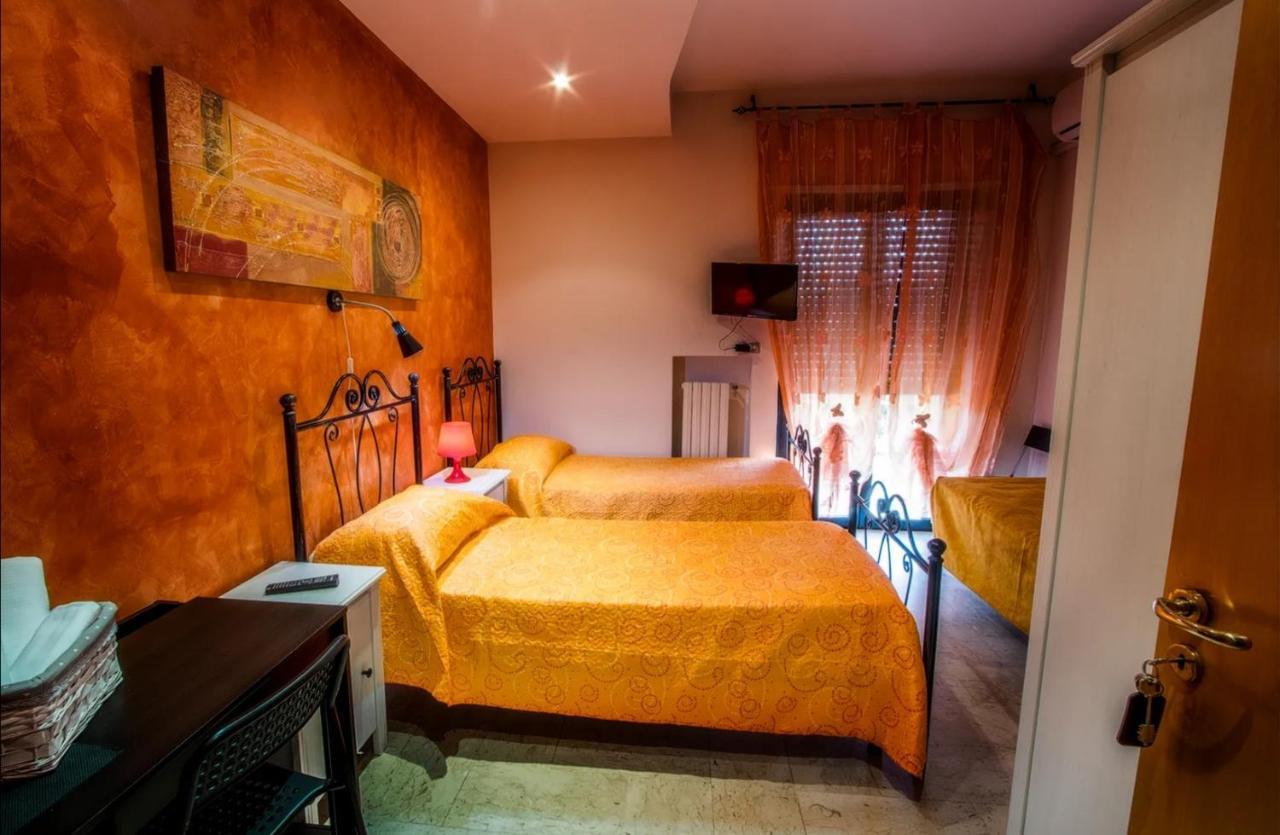 Driepersoonskamer met Eigen Badkamer