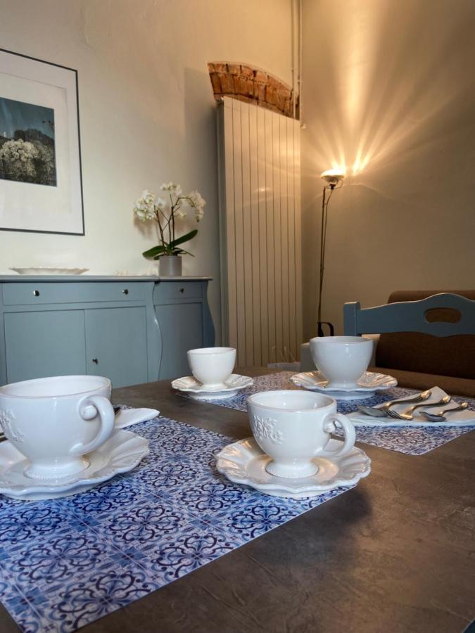Kamer met Queensize Bed en Uitzicht op de Tuin
