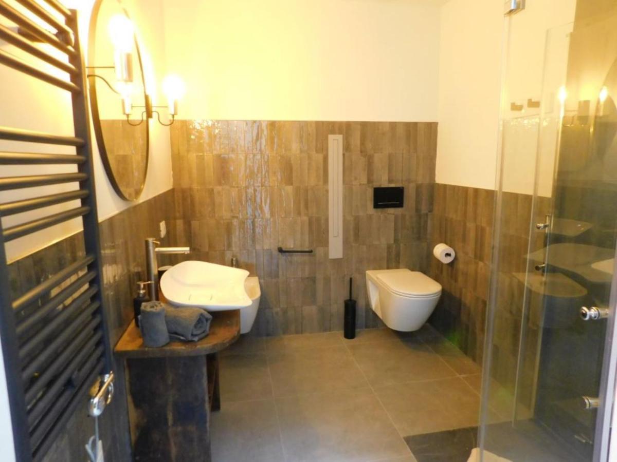 Studio Apartment,1163192778:JPEG