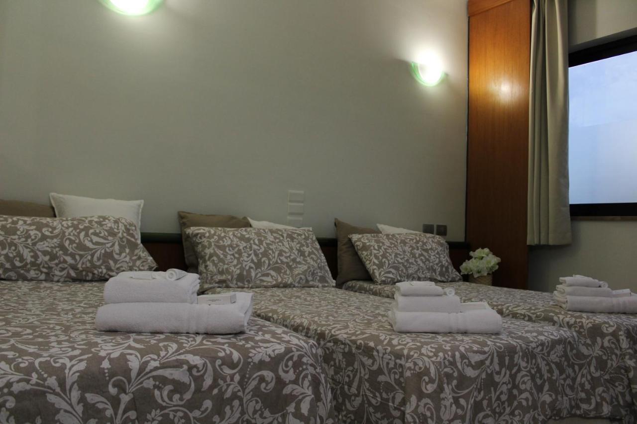 Standard Twin Room,925868665:JPEG