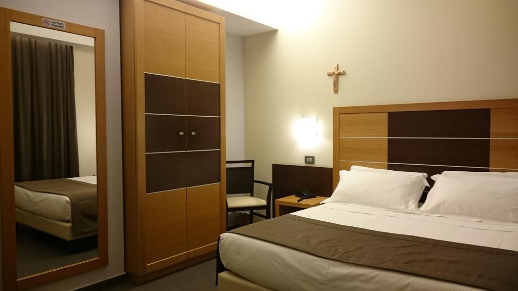 Superior Double or Twin Room with Terrace