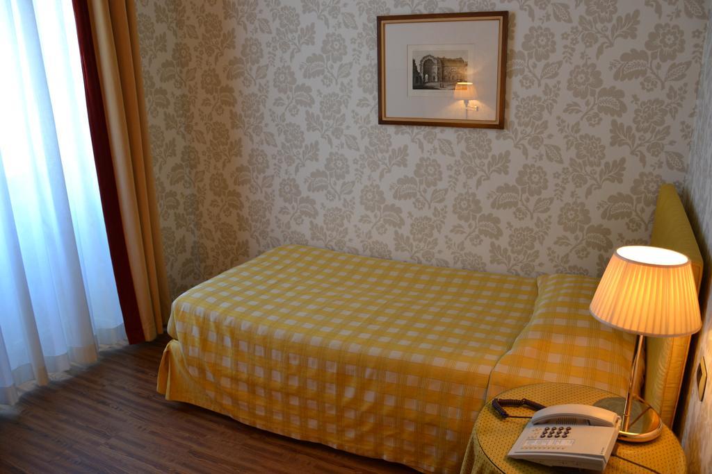 Chambre Simple Confort