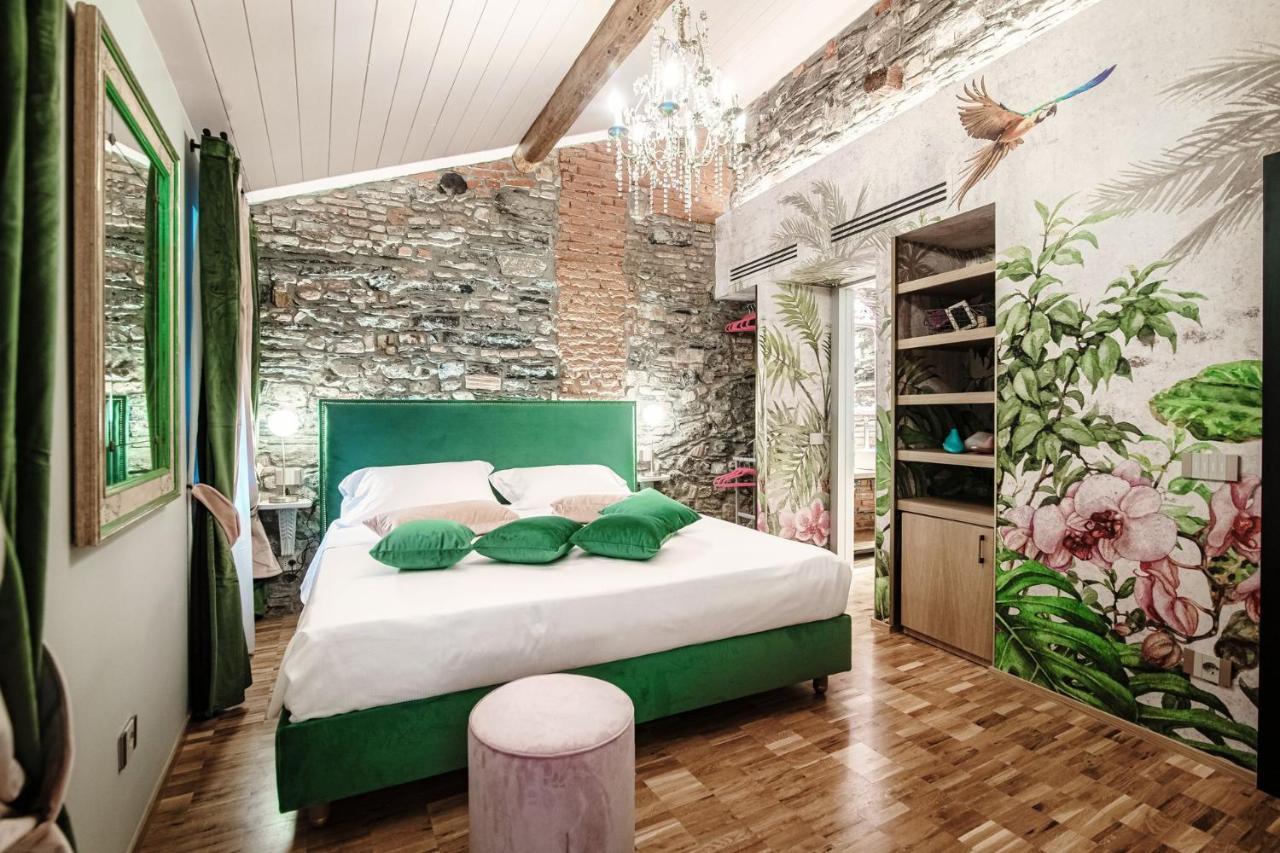 Kamer met Kingsize Bed