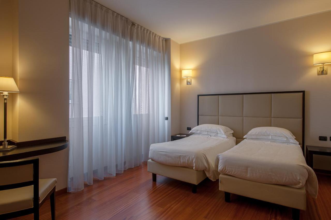 Triple Room,1196752465:JPEG