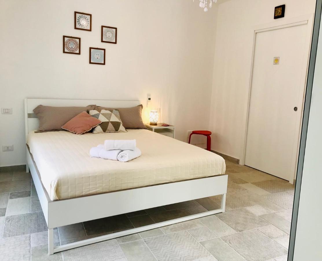 Habitación con cama extragrande y ducha a ras de suelo - Adaptada para personas con movilidad reducida