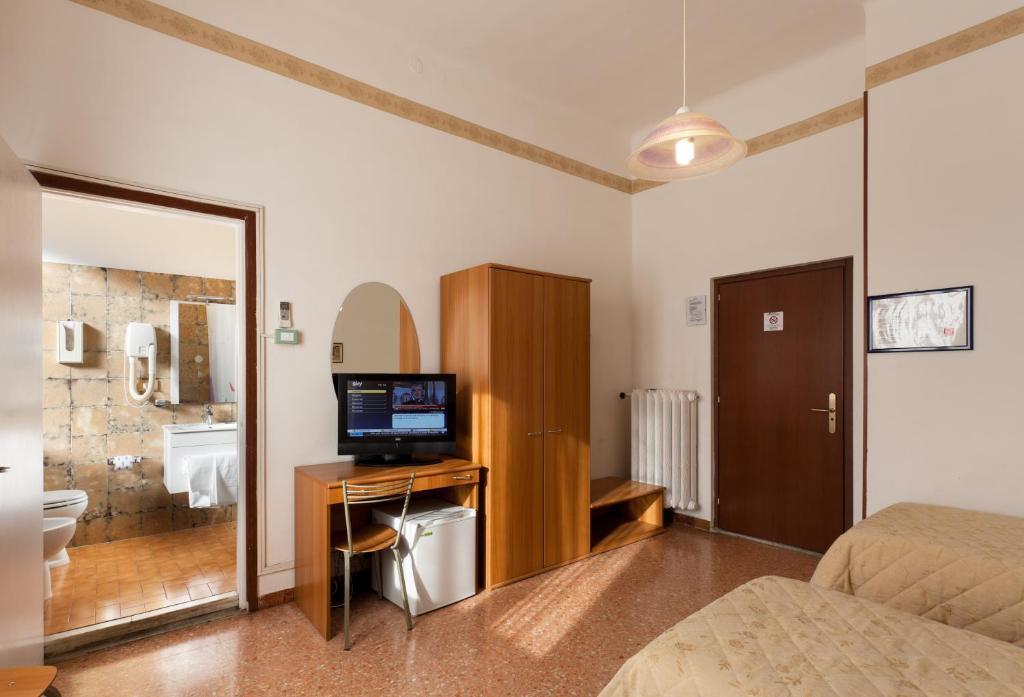 Classic Dreibettzimmer