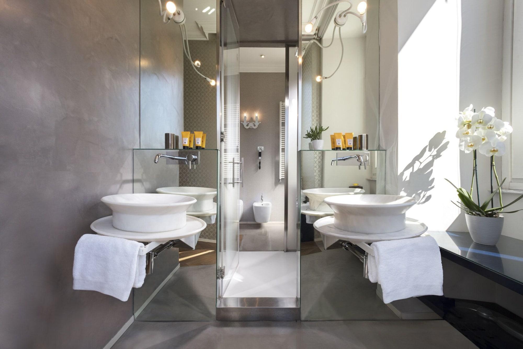 Luxury Suite