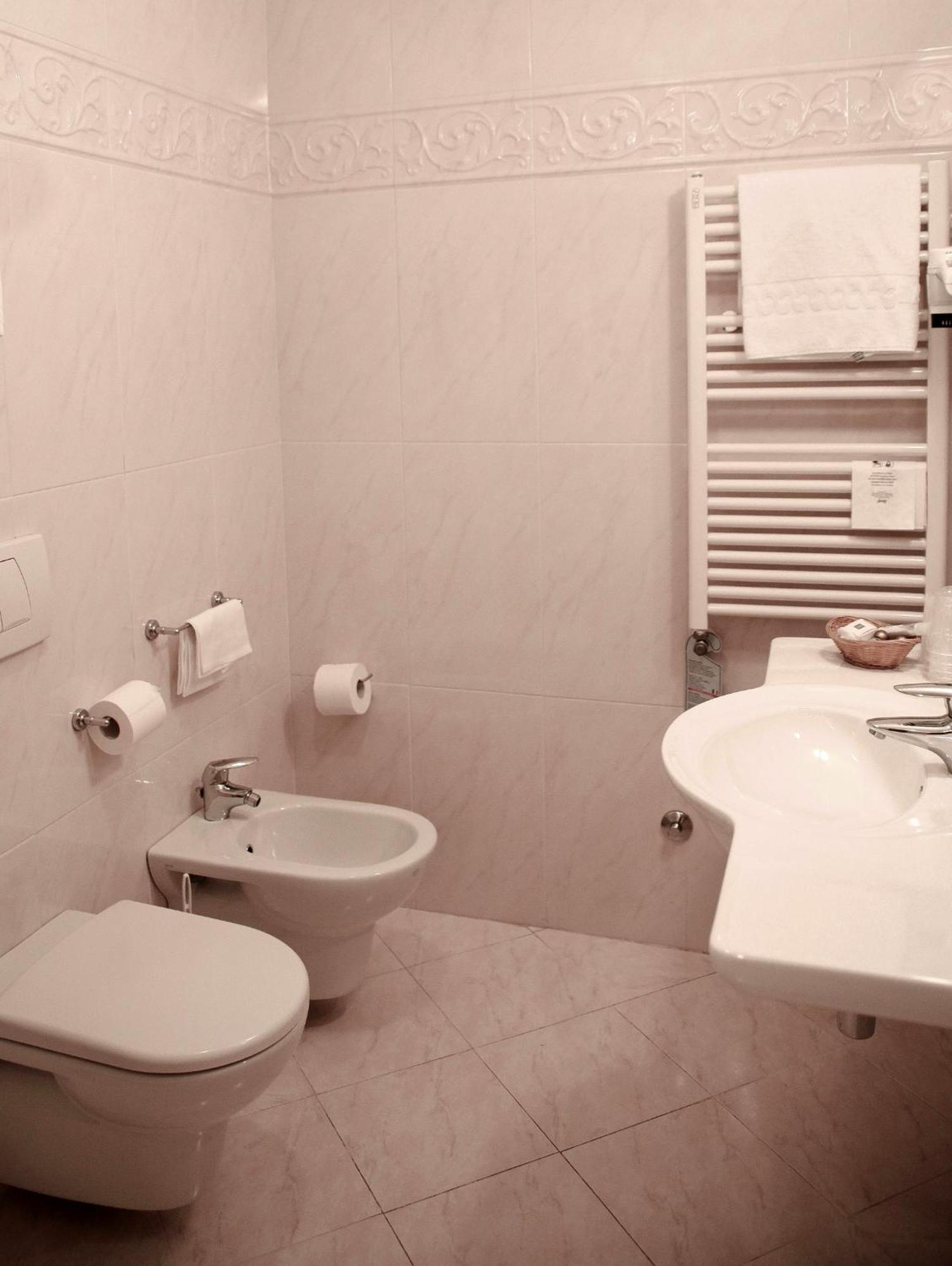Double Room - Single Use