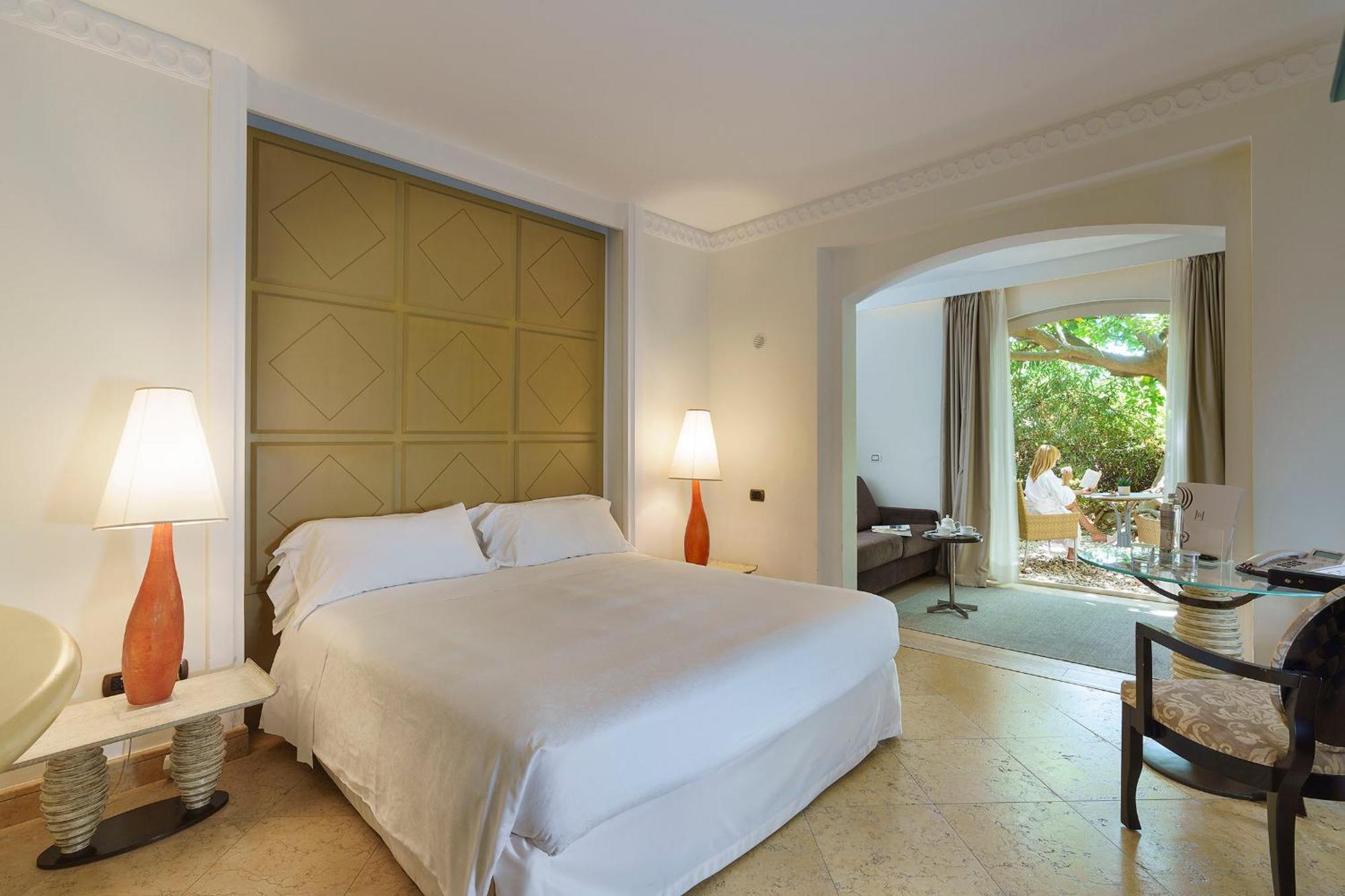 Deluxe Double or Twin Room with Terrace,1209715222:JPEG