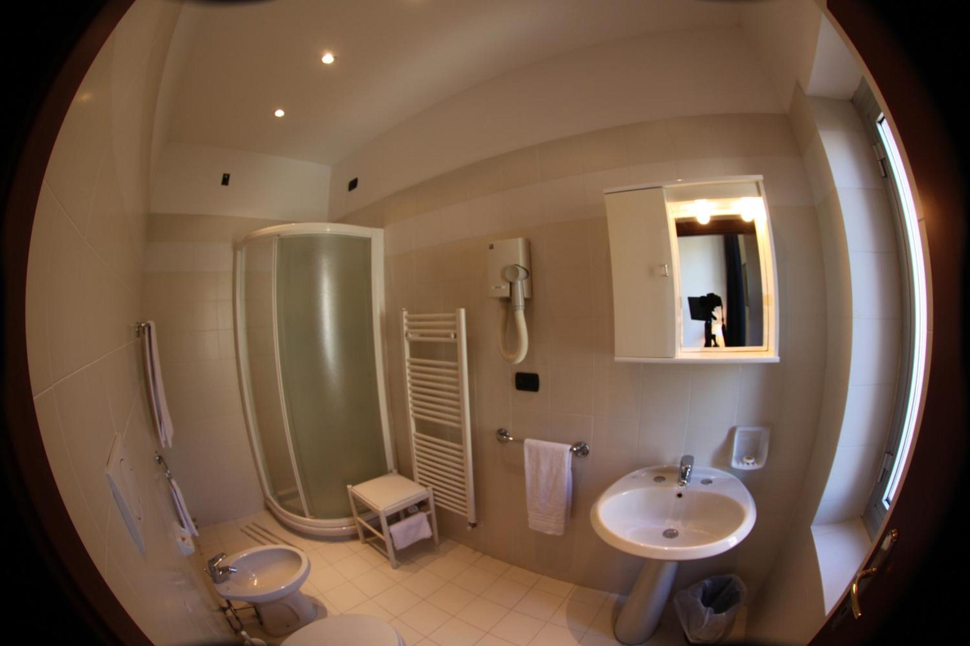 Single Room,1572629255:JPEG