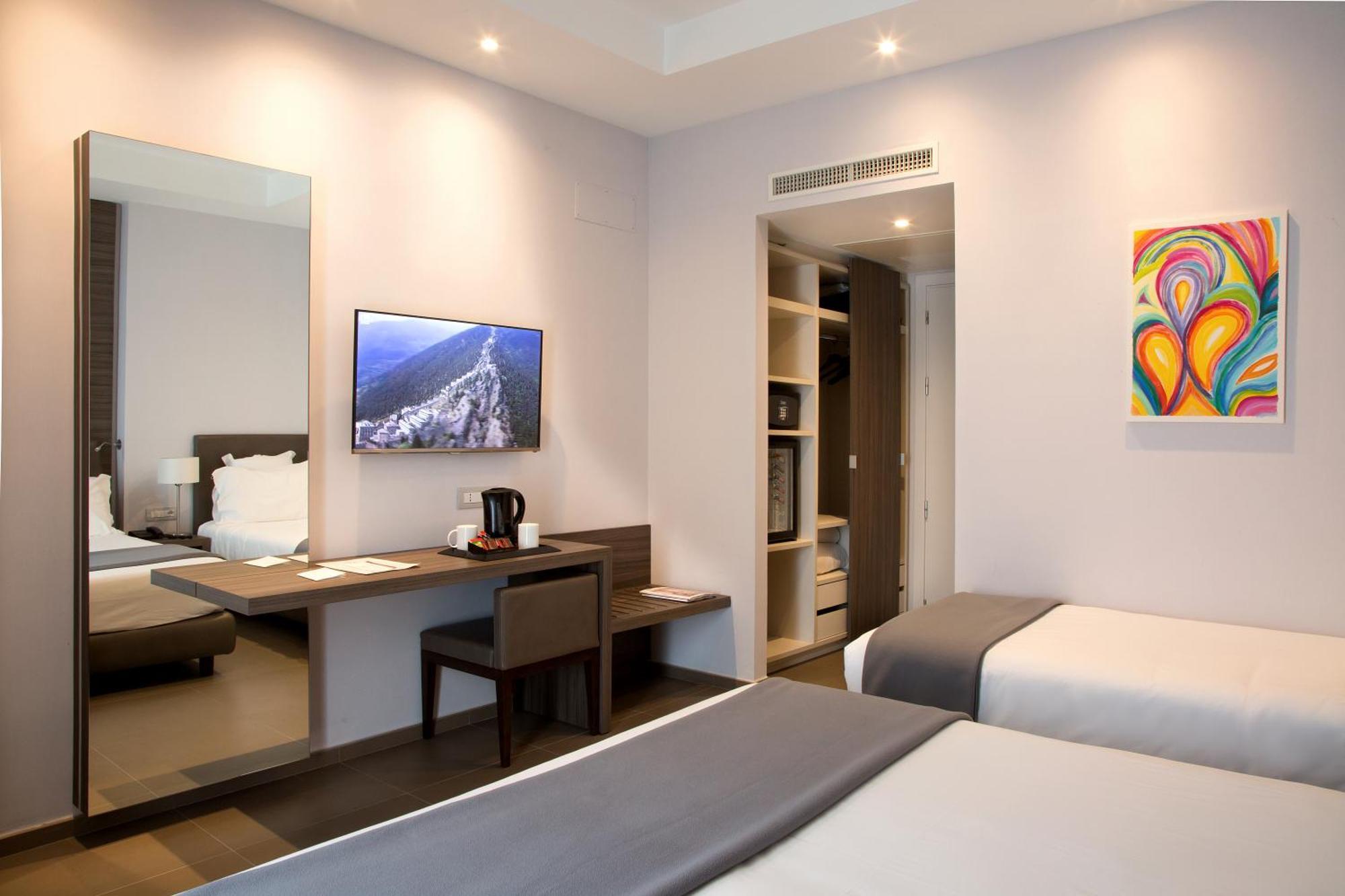 Triple Room Sea View,1641011061:JPEG