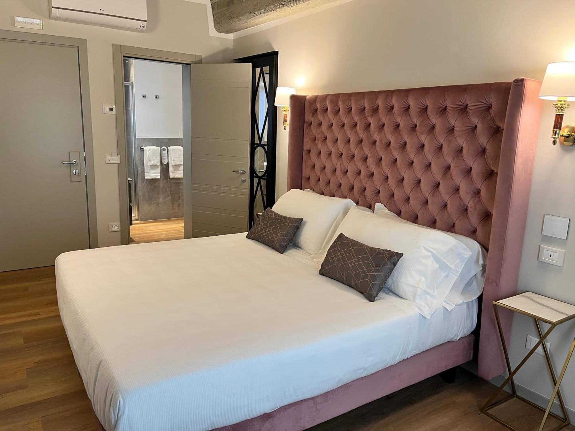 Superior Double or Twin Room City View