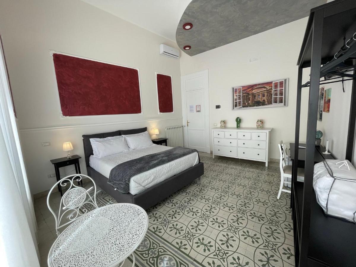 Kamer met Kingsize Bed