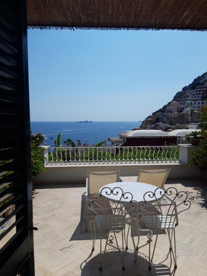 Quarto Standard com Cama de Casal ou 2 de Solteiro e Vista do Mar