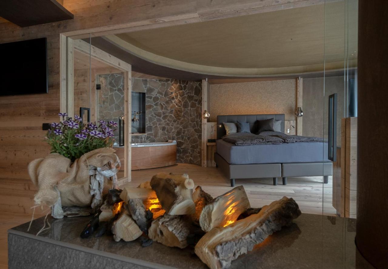 Deluxe Suite mit Queensize-Bett und Sauna