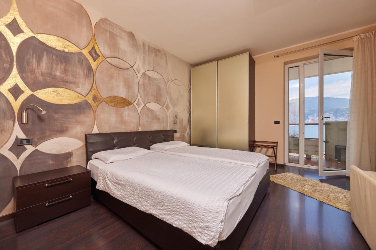 Superior Doppelzimmer mit Balkon und Seeblick