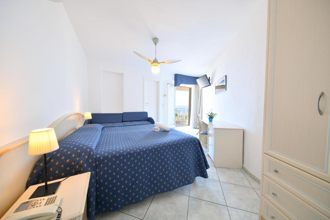 Triple Room Balcony,1248457777:JPEG