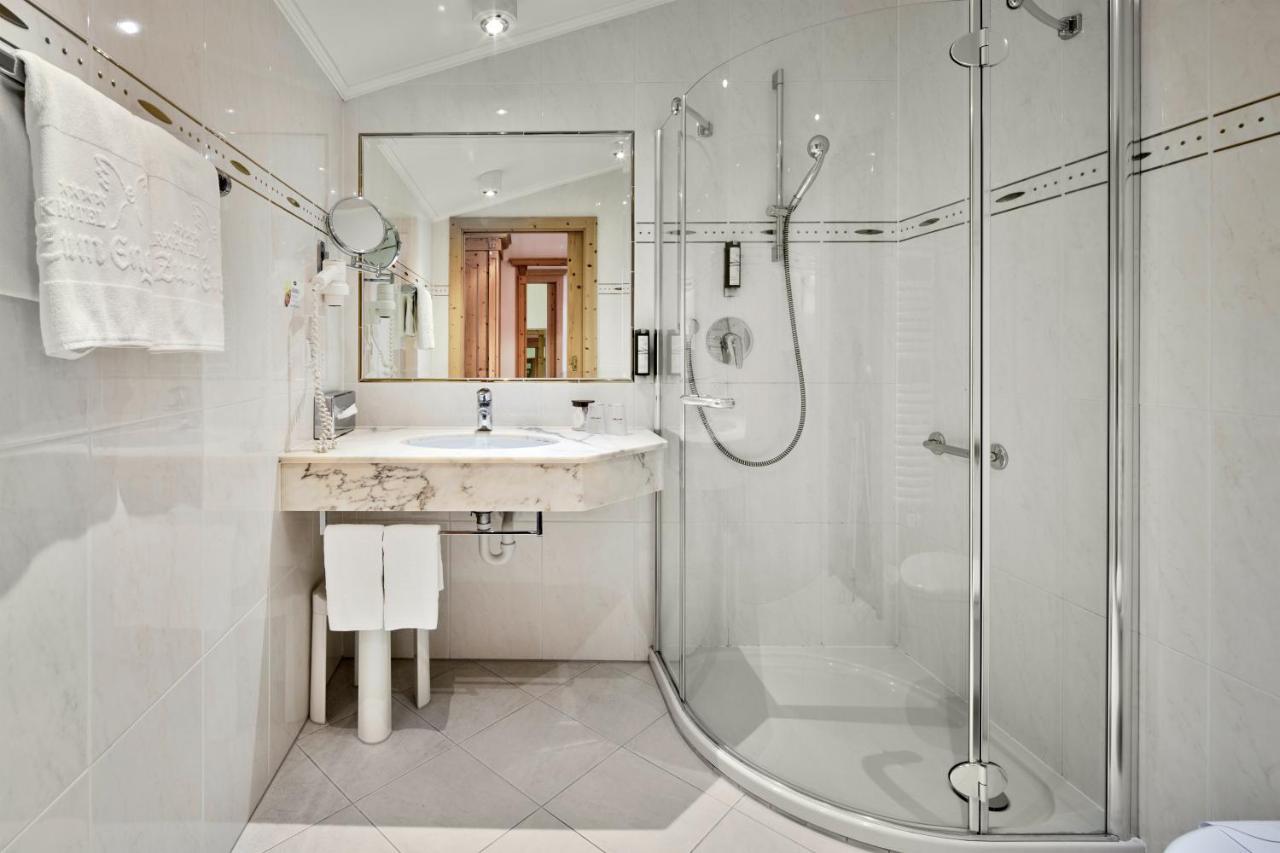Junior Suite,1591497452:JPEG