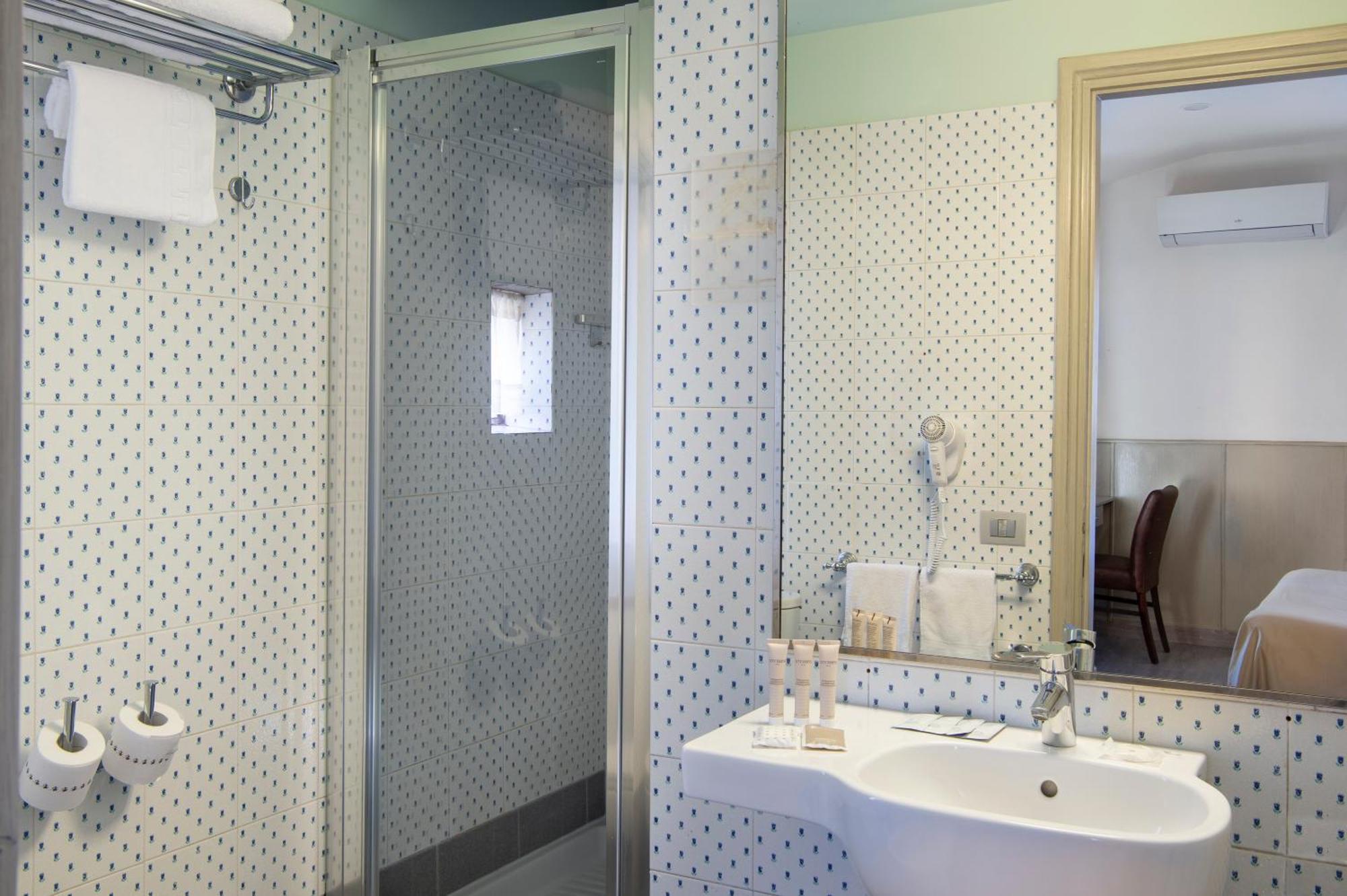 Double or Twin Room Annex