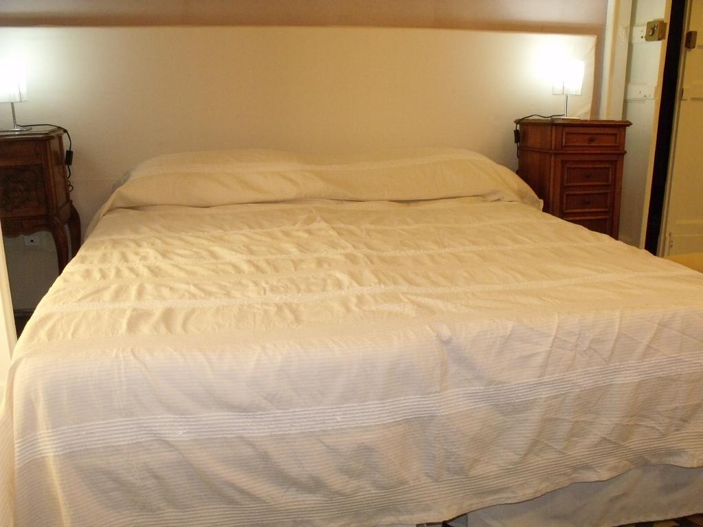 Chambre Double ou Lits Jumeaux avec Salle de Bains Privative