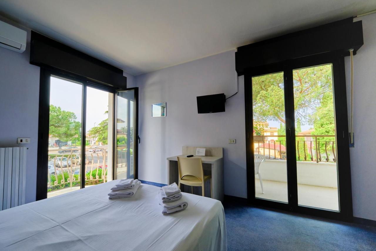 Superior Double Room Balcony,1299039259:JPEG
