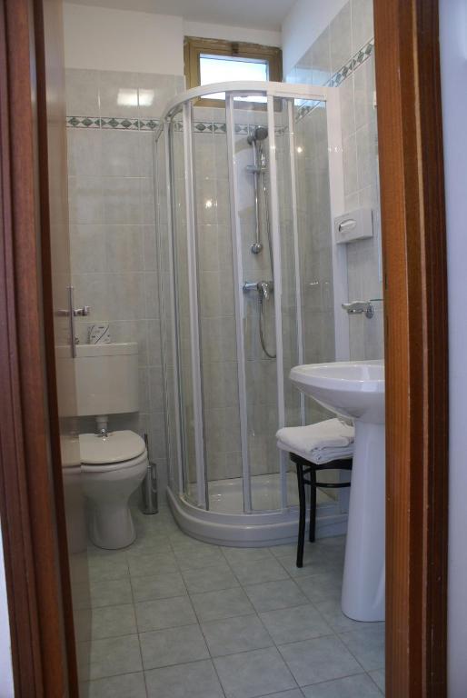 Double or Twin Room with Balcony,33628408:JPEG