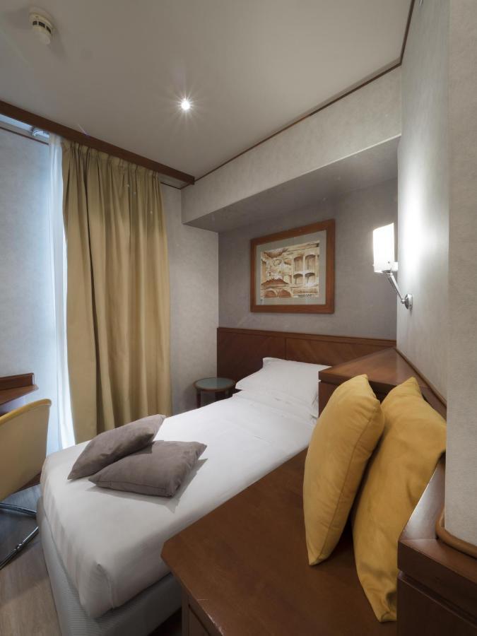 Single Room,1315026121:JPEG
