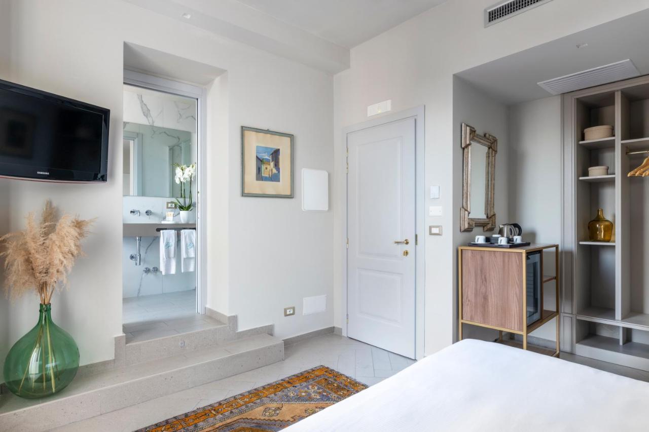 Standard Double or Twin Room with Garden View,1333588484:JPEG