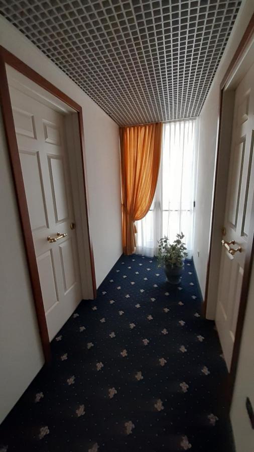 Double Room Balcony,1498990981:JPEG